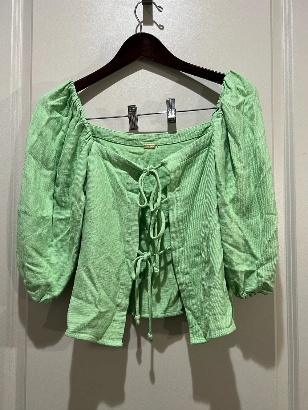 Cult Gaia Mint Green Tie Front Puff Sleeve Top Size S